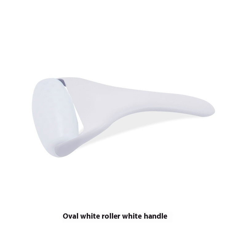 Massageador facial com rolo de gelo e máscara de microagulhas